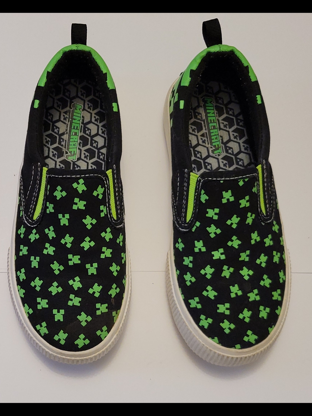 Kids' Minecraft Slip-On Sneakers - Black & Green